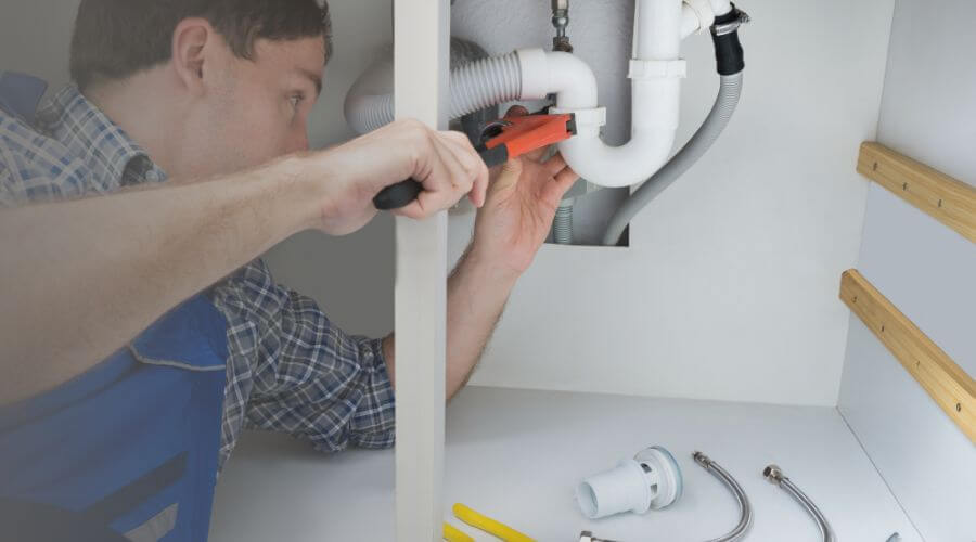 Expert burst pipe repair services in Muskegon, MI